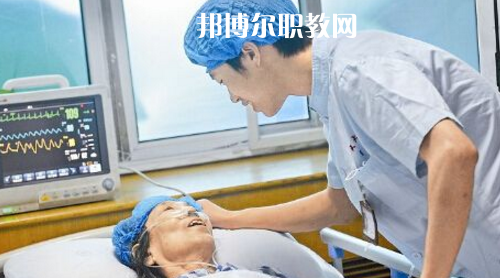 貴陽(yáng)2021年衛(wèi)校怎么樣報(bào)名