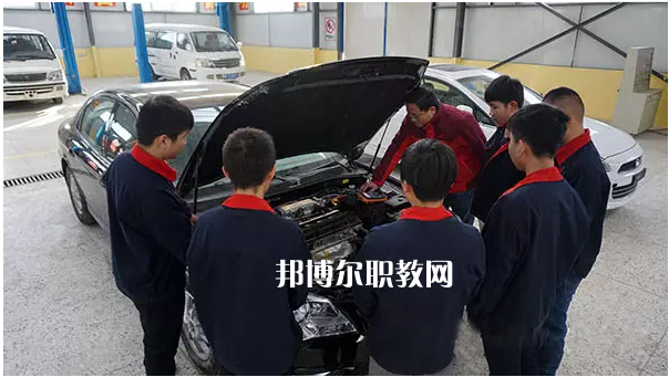 重慶2021年女生學(xué)汽修學(xué)校