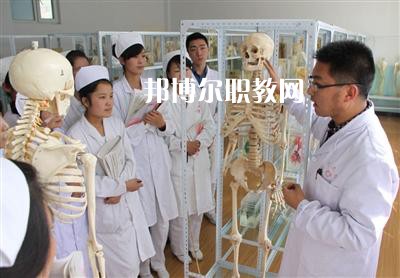 成都2021年男生讀什么衛(wèi)校