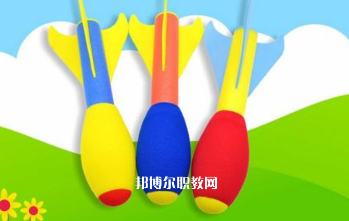 武漢2021年初中生可以上的幼師學(xué)校