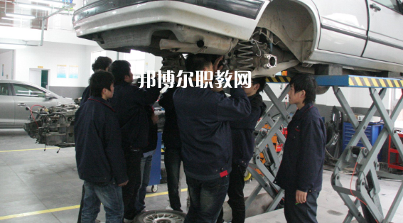 廣東2021年汽修學(xué)校學(xué)什么