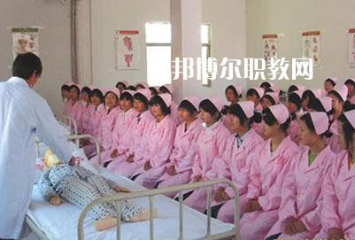 成都2021年男生讀衛(wèi)校好嗎