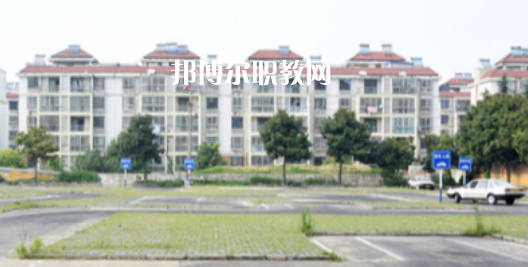 安徽2021年讀什么鐵路學(xué)校比較好