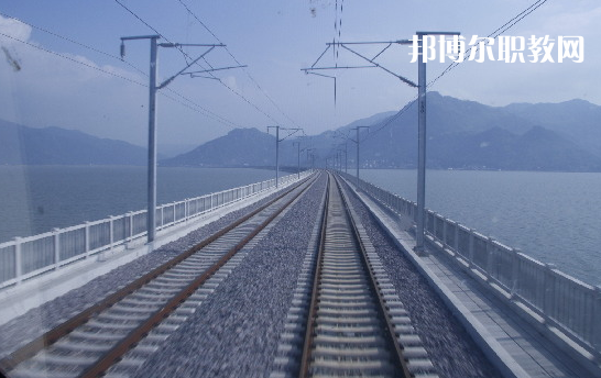 甘肅2020年什么高鐵學校比較好