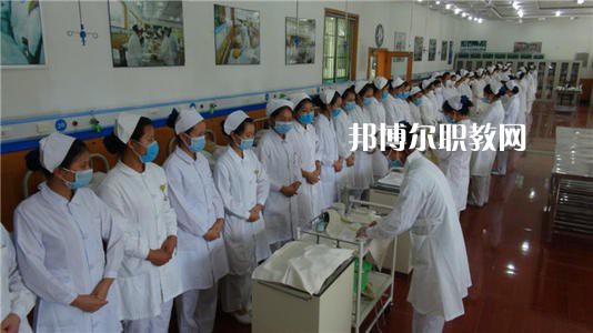 成都2021年男生學(xué)什么衛(wèi)校好
