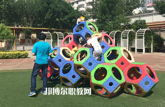 武漢2021年初中生可以讀什么幼師學校