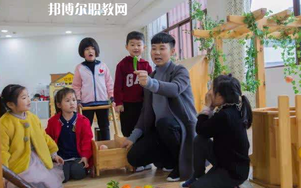 武漢2021年初中生可以讀哪些幼師學(xué)校