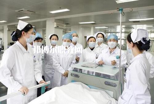 成都2021年衛(wèi)校有哪些專業(yè)適合男生
