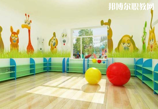 武漢2021年初中生讀什么幼師學校最好