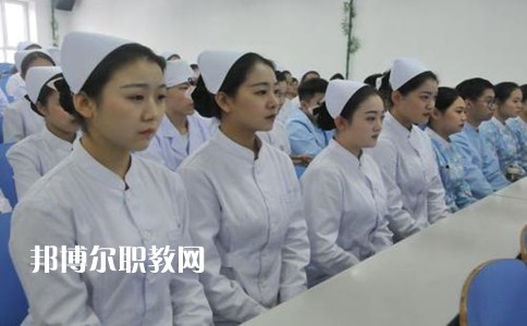 成都2021年讀衛(wèi)校有哪些專業(yè)