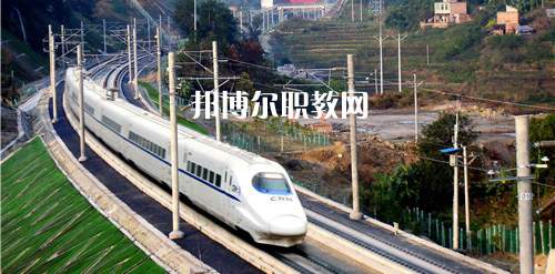 南寧2021年以鐵路學(xué)校為王牌專業(yè)的大專學(xué)校有哪些