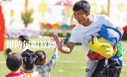 武漢2021年現(xiàn)在讀幼師學(xué)校什么專業(yè)好