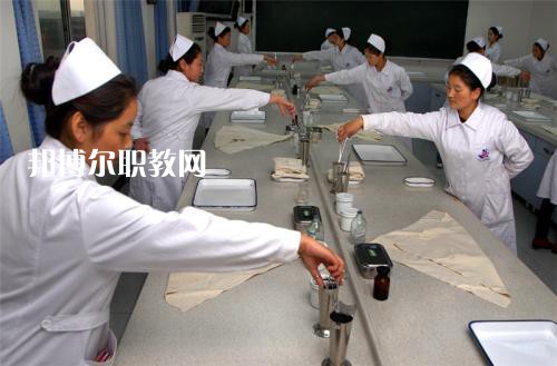 成都2021年衛(wèi)校什么專業(yè)好就業(yè)