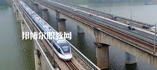 南寧2021年初中生學(xué)鐵路學(xué)校怎么樣