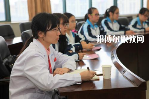 成都2021年衛(wèi)校有哪些專業(yè)