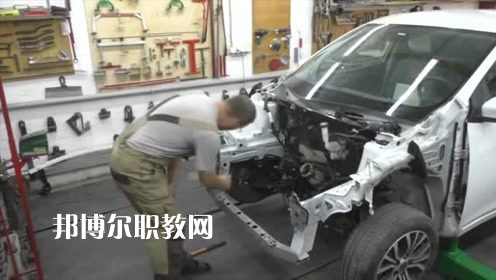 四川2021年初中生讀汽修學(xué)校好嗎