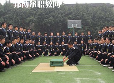 重慶2021年男生上什么鐵路學(xué)校比較好