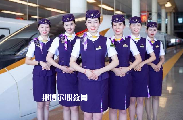 重慶2021年鐵路學(xué)校什么專業(yè)適合女生