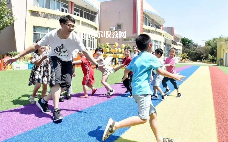貴陽2021年初中生學幼師學校怎樣