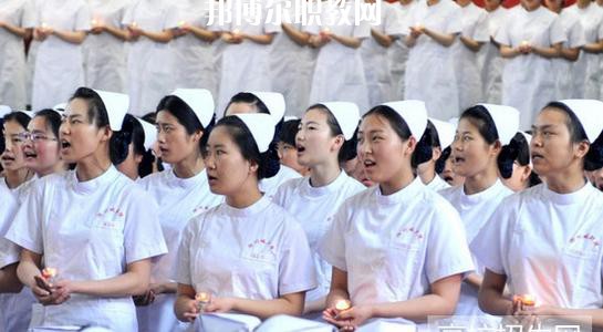 成都2021年初中生報什么衛(wèi)校好