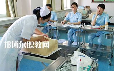 西安2021年初中生能考衛(wèi)校嗎
