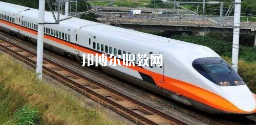 南寧2021年初中生讀什么鐵路學(xué)校