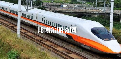 南寧2021年中專鐵路學(xué)校升大專