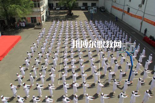 成都2021年初中生讀什么衛(wèi)校