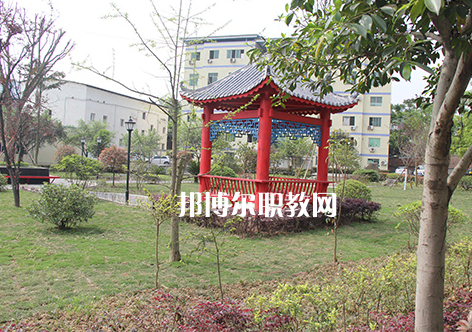 重慶2021年初中生可以去什么汽修學(xué)校