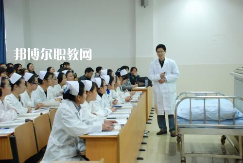 成都2021年初中生可以去的衛(wèi)校