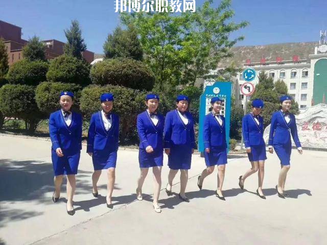 蘭州2021年初中生學高鐵學校怎樣