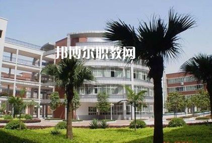 重慶2021年讀鐵路學(xué)校要分?jǐn)?shù)嗎