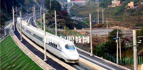 南寧2021年去鐵路學(xué)校學(xué)什么專業(yè)好
