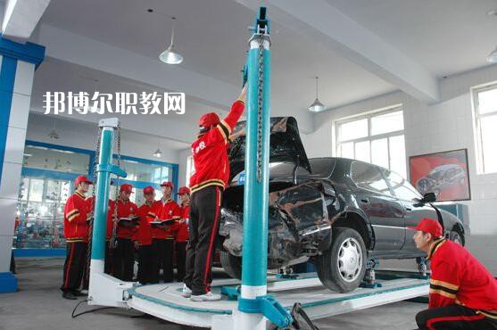 四川2021年讀汽修學(xué)校學(xué)什么專業(yè)好