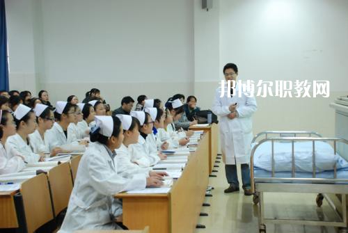成都2021年初中生可以去什么衛(wèi)校