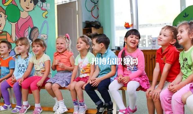 武漢2021年去幼師學(xué)校學(xué)什么專(zhuān)業(yè)好