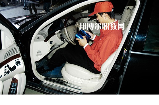 四川2021年男生讀汽修學(xué)校學(xué)什么專業(yè)好