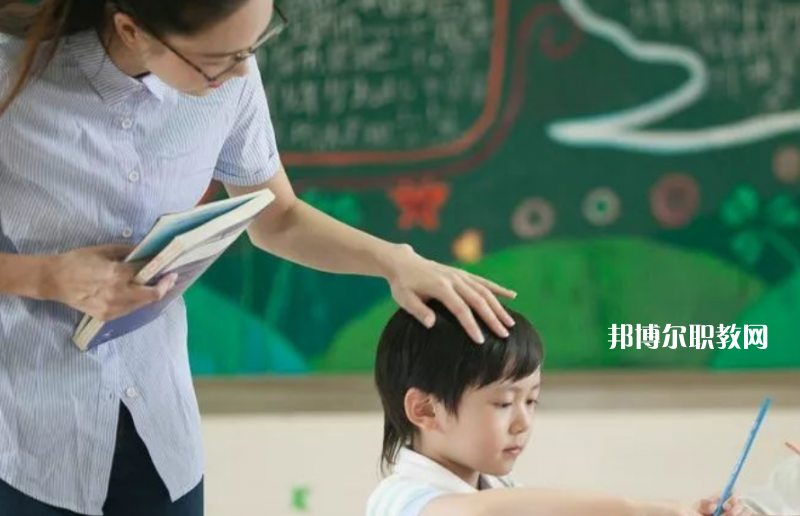 武漢2021年讀幼師學(xué)校有什么專業(yè)