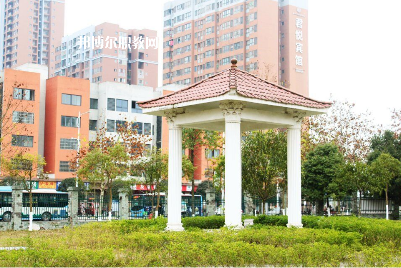 重慶2021年初中生報(bào)什么汽修學(xué)校