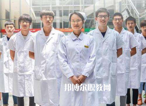 成都2021年初中生讀衛(wèi)校