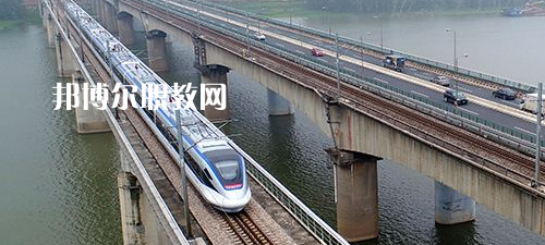 南寧2021年男生讀鐵路學(xué)校學(xué)什么好