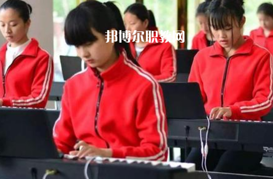 西安2021年女生學(xué)幼師學(xué)校好嗎