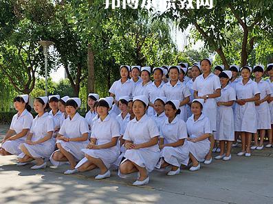 成都2021年女生適合衛(wèi)校嗎