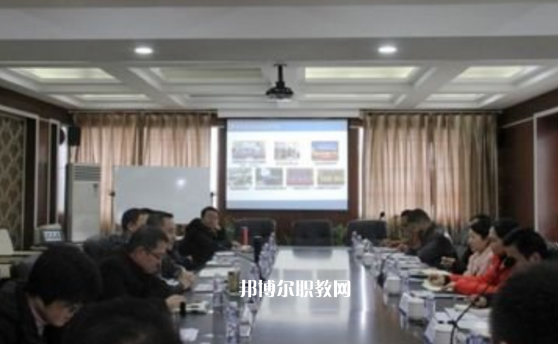 重慶2021年初中畢業(yè)考什么中專學(xué)校