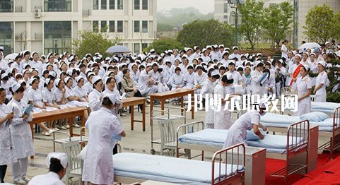 成都2021年女生學(xué)衛(wèi)校有前途嗎