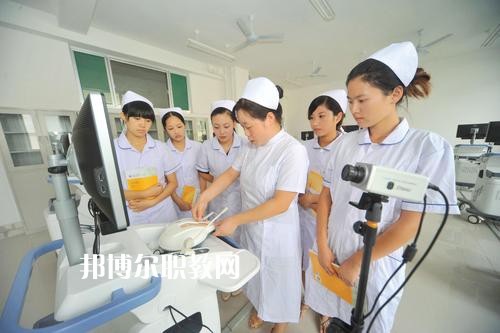 成都2021年衛(wèi)校干什么的