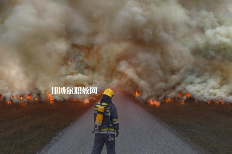 四川2021年公立消防技術(shù)工程學(xué)校