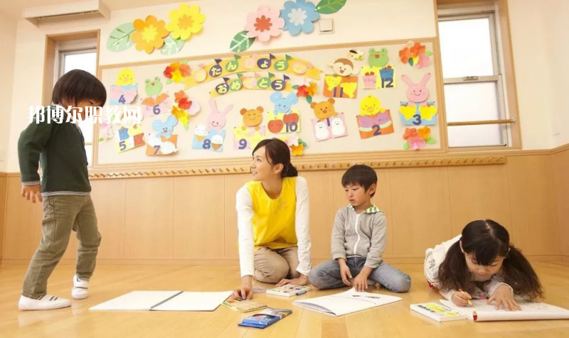 武漢2021年幼師學(xué)校有哪些專業(yè)適合女生