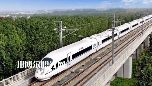 南寧2021年哪個鐵路學(xué)校比較好就業(yè)