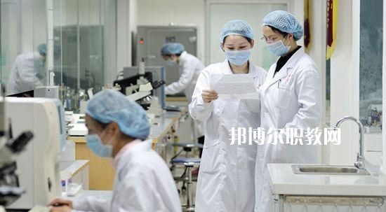 西安2021年女生讀衛(wèi)校學(xué)什么好